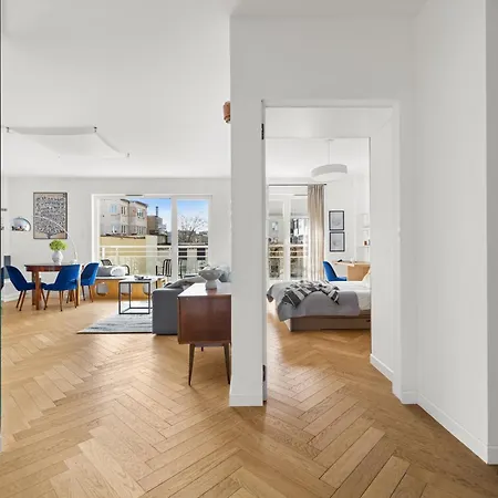 Apartment Silver House By